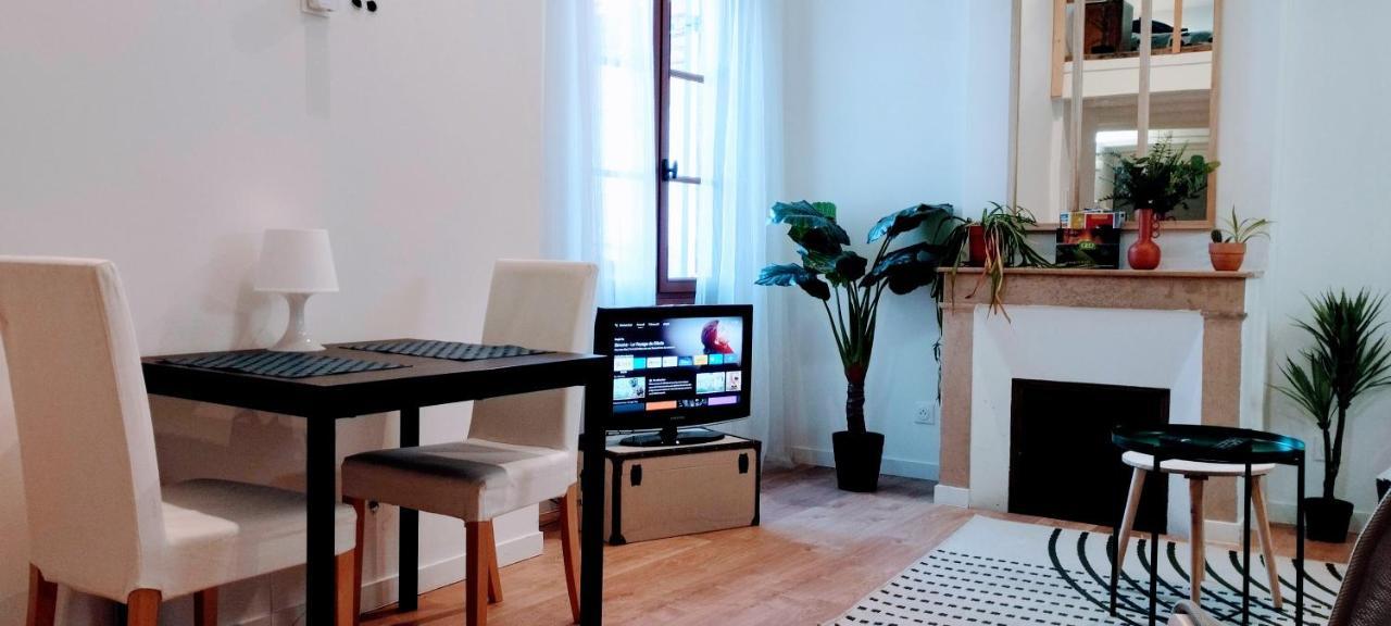 La Maison Des Nomades Netflix Disney Prime Video Lägenhet Avignon Exteriör bild