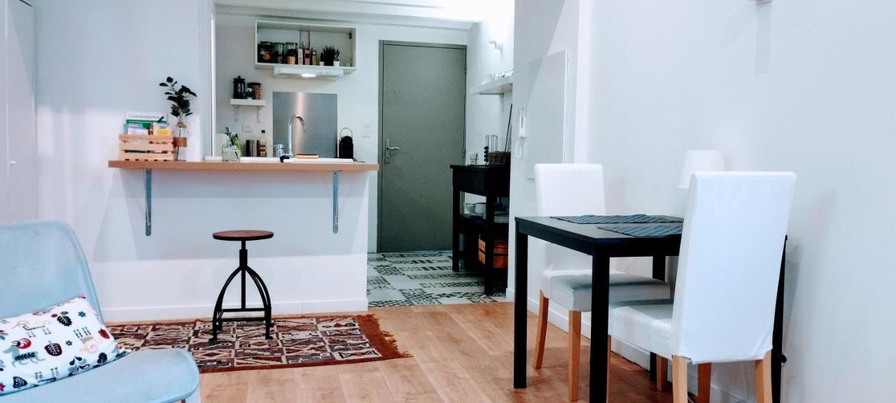 La Maison Des Nomades Netflix Disney Prime Video Lägenhet Avignon Exteriör bild