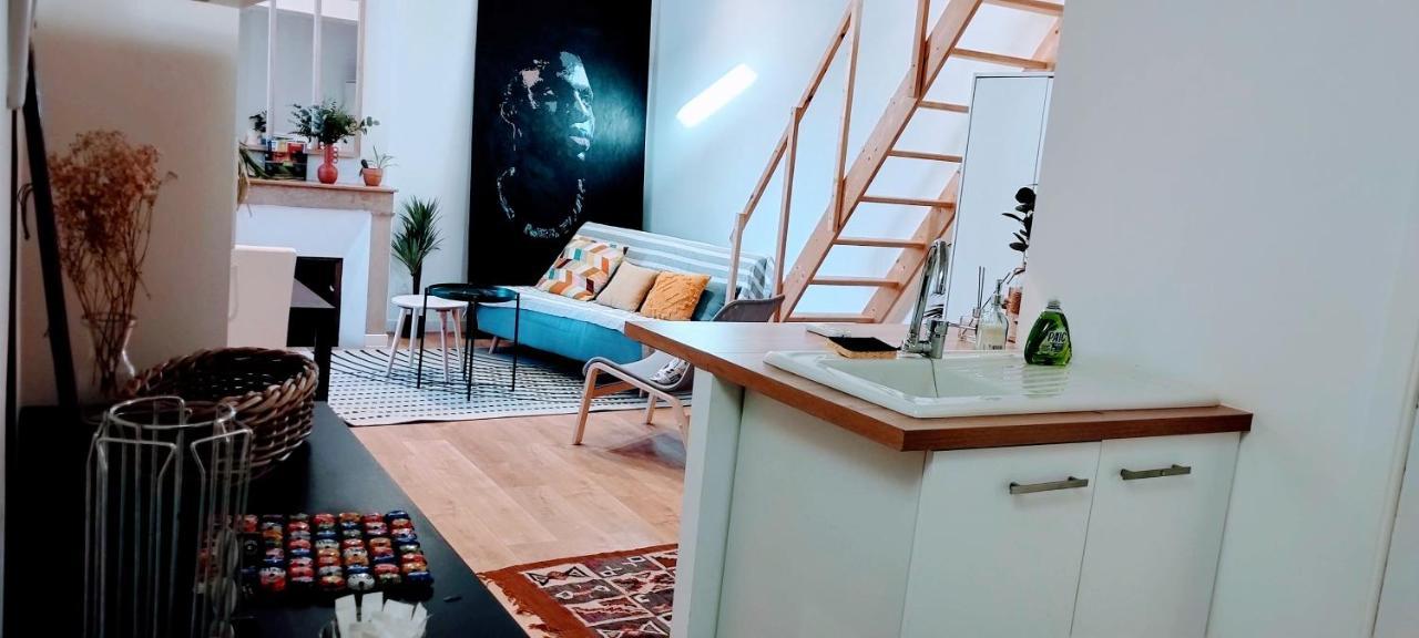 La Maison Des Nomades Netflix Disney Prime Video Lägenhet Avignon Exteriör bild